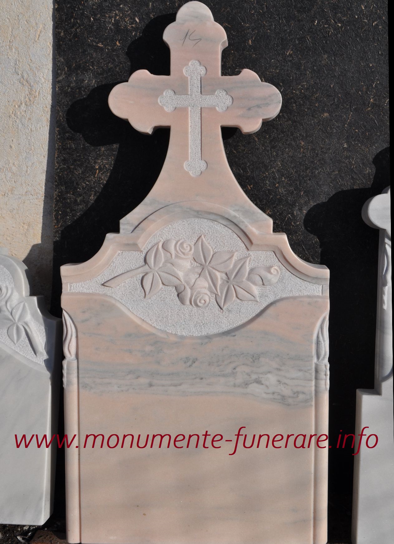 monument funerar model 14