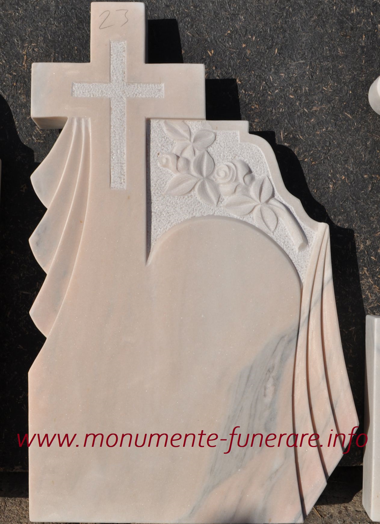 monument funerar model 23