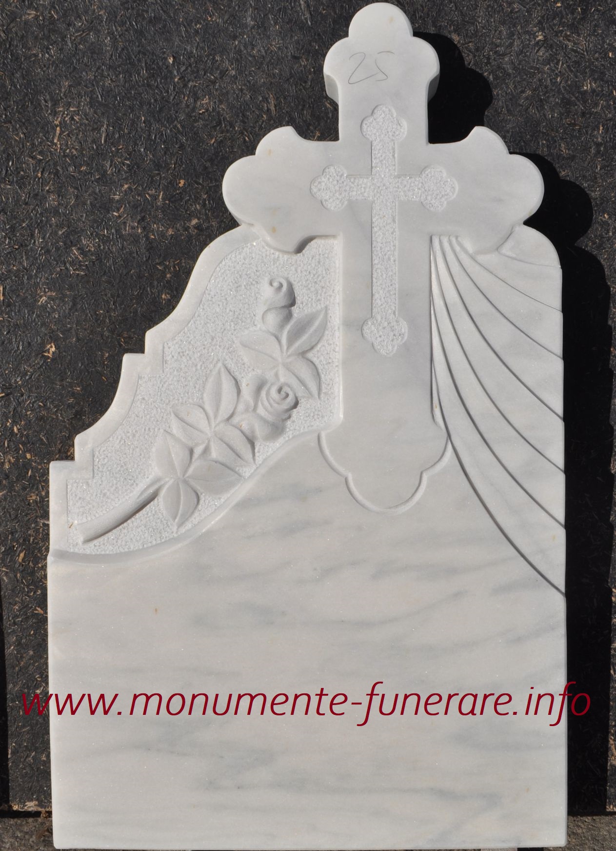 monument funerar model 25