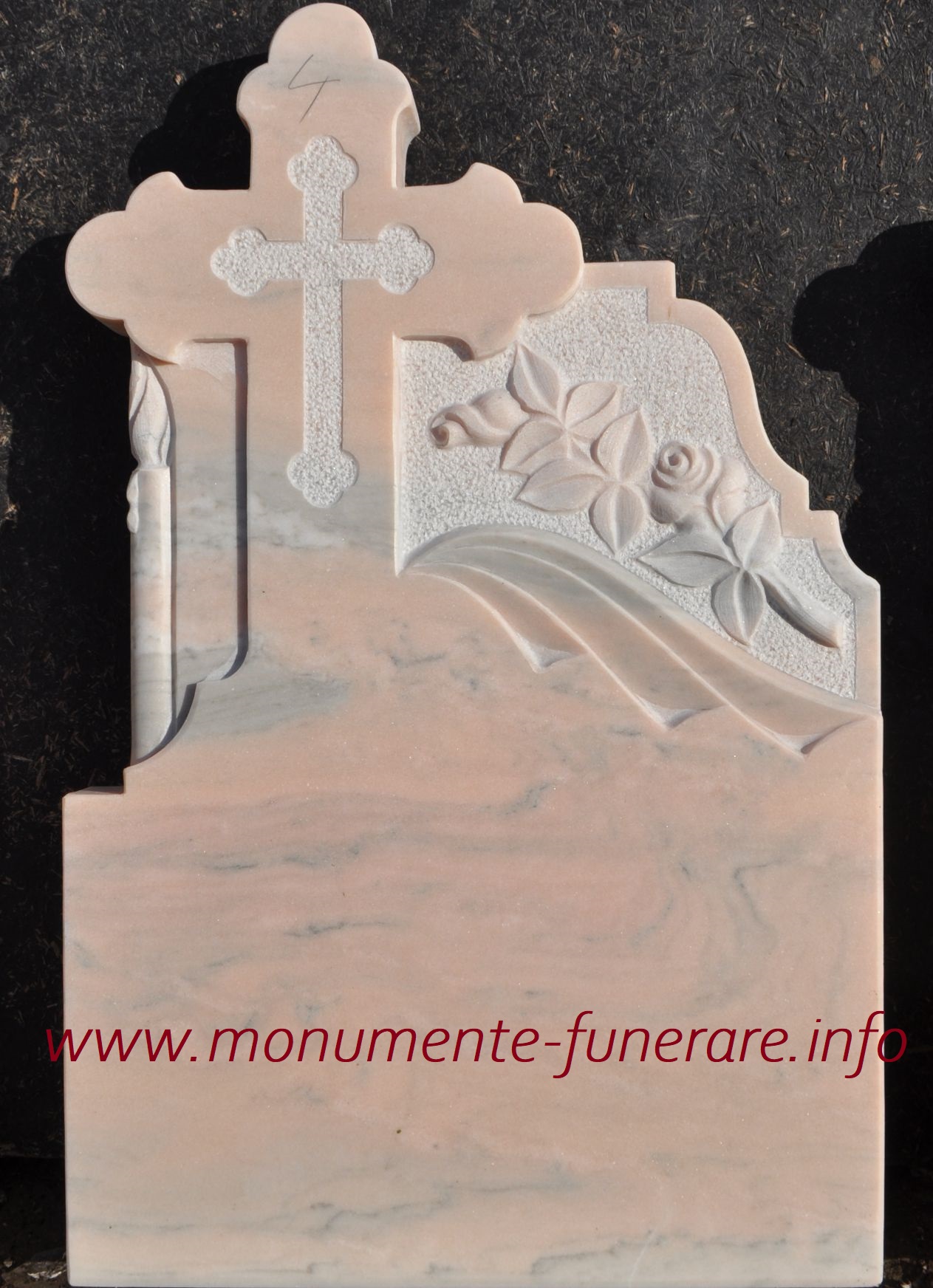 monument funerar model 4