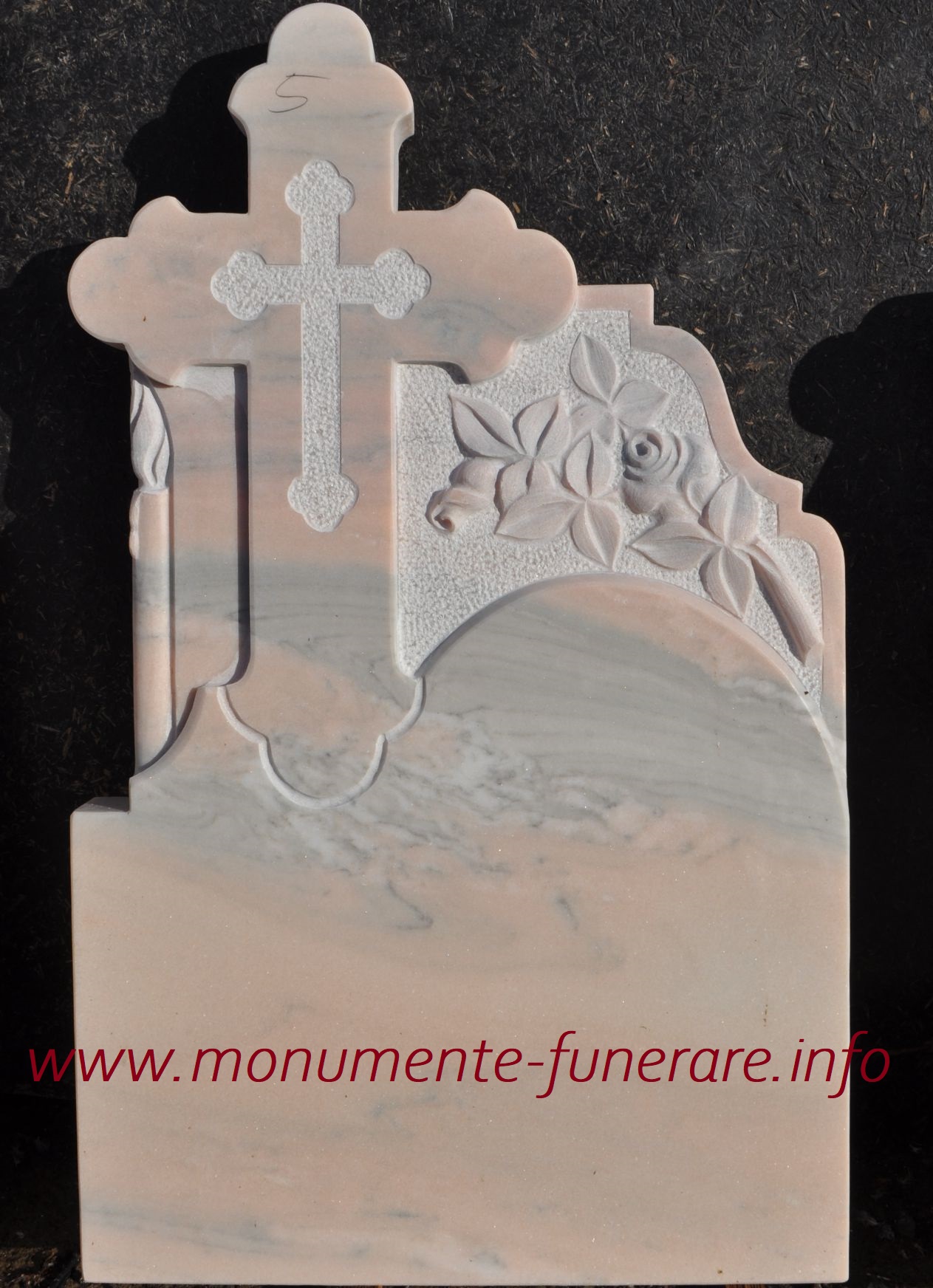 monument funerar model 5