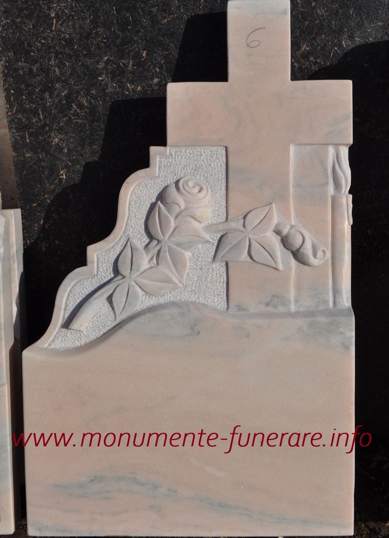 monument funerar model 6