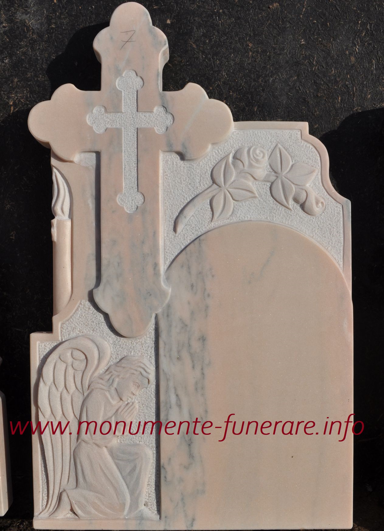 monument funerar model 7